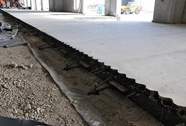 Cómo elegir perfiles de dilatación para suelos industriales